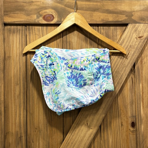 Lilly Pulitzer Set XXS Amara Top Shirt & XS Ocean Trail Shorts Shell of a Party - Picture 3 of 9